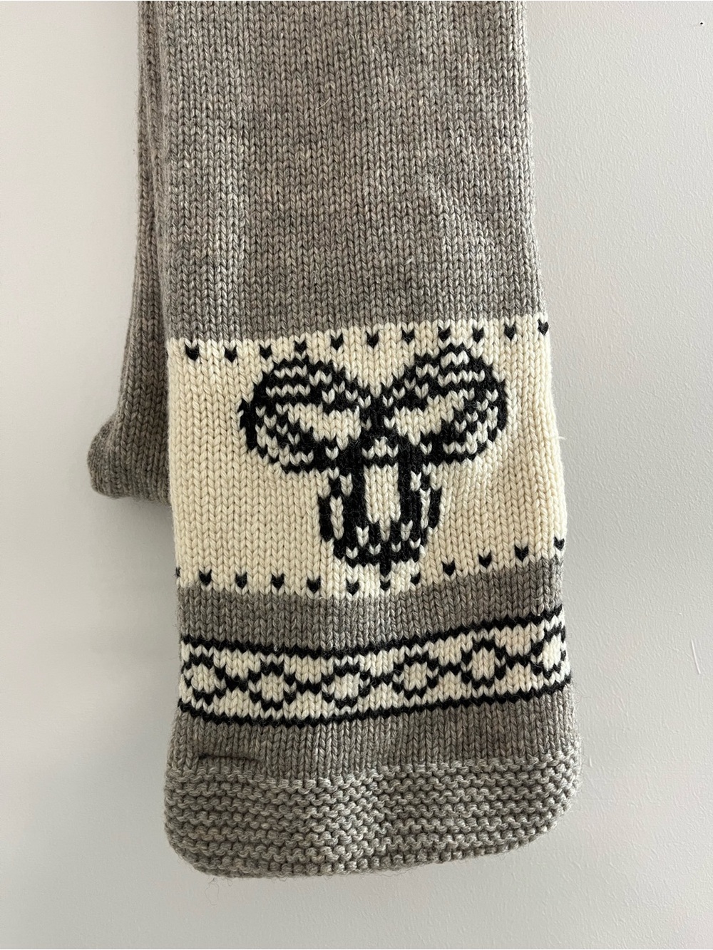 Vintage 2000s TNA Gray Knit Scarf